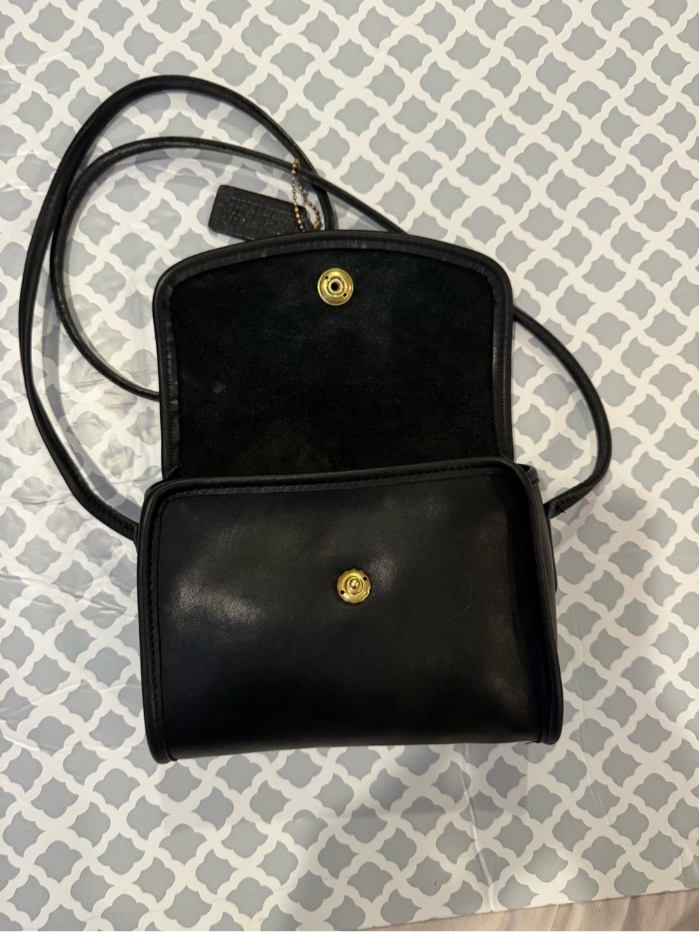 Coach 1980’s “Chrystie” Black Leather bag - Picture 4 of 7